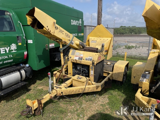 (Houston, TX) 2009 Altec WC 126A Chipper (12in Drum) Not Running, Condition Unknown) (Does Not Take 