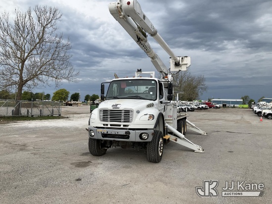 (Kansas City, MO) Altec AM900-E100, Double-Elevator Over-Center Bucket rear mounted on 2014 Freightl