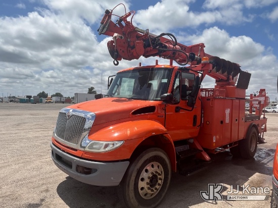 (Wichita, KS) Terex Commander C4045, Digger Derrick rear mounted on 2012 International 4400 Utility 
