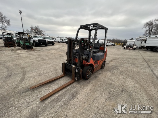 (South Beloit, IL) Toyota 7FGCU25 Cushion Tired Forklift Runs, Moves, Operates)(LP Tank Not Included