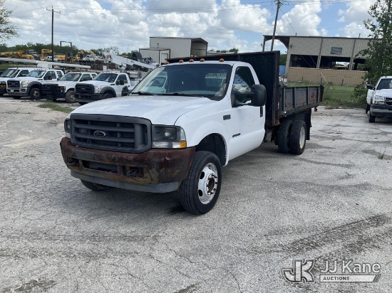 (San Antonio, TX) 2002 Ford F450 Flatbed Truck Runs & Moves)(Jump To Start