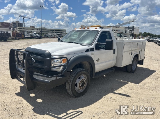 (Waxahachie, TX) 2016 Ford F450 4x4 Service Truck Runs & Moves) (Check Engine Light, Coolant Leak