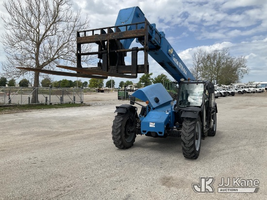(Kansas City, MO) 2015 Genie GTH-844 Telehandler, (Evergy Unit) Runs, Moves & Operates)( Door Latch 