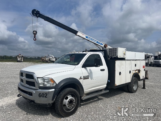 (Hawk Point, MO) 2016 RAM 5500 4x4 Mechanics Service Truck Runs, Moves & Operates) (Paint & Rust Dam