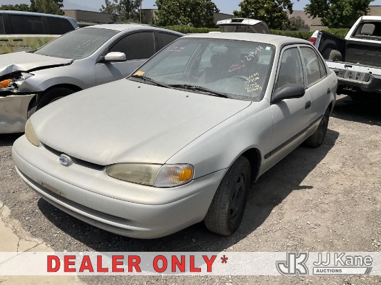 (Jurupa Valley, CA) 2000 Chevrolet Prizm 4-Door Sedan Runs & Moves