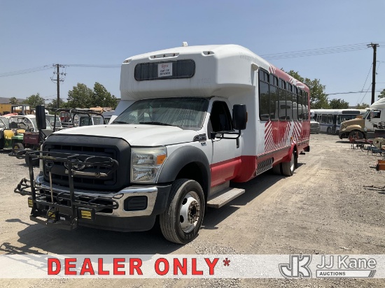(Jurupa Valley, CA) 2016 Ford F-550 Passenger Bus Runs & Moves) Check Engine Light On
