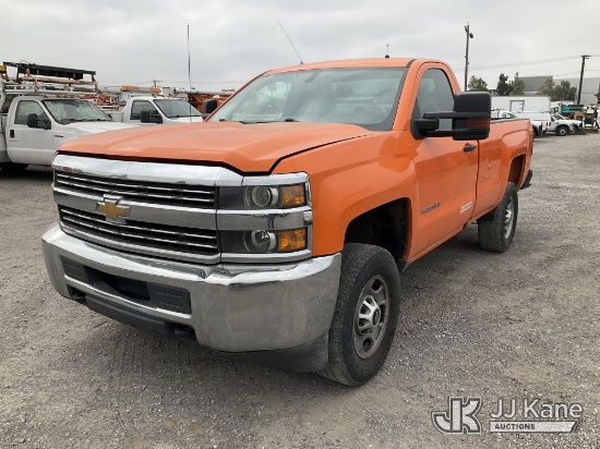 (Jurupa Valley, CA) 2016 Chevrolet Silverado 2500HD 4X4 Pickup Truck Runs & Moves) (Tires are Cracke