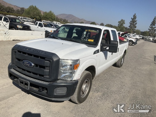 (Jurupa Valley, CA) 2012 Ford F250 SD Crew-Cab Pickup Truck Runs & Moves) (Paint Damage, Seat Belt W