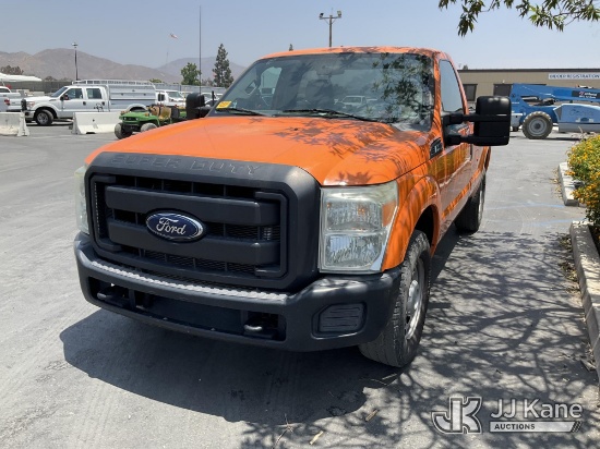 (Jurupa Valley, CA) 2013 Ford F-250 Pickup Truck Runs & Moves) (AC Not Working