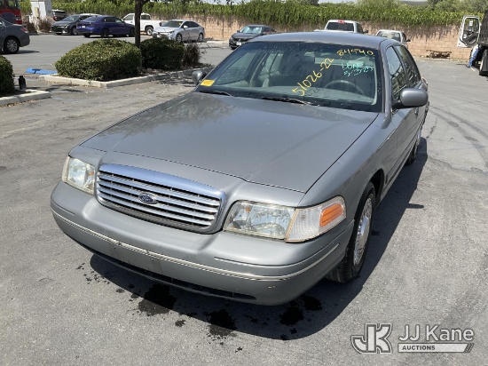 (Jurupa Valley, CA) 1999 Ford Crown Victoria Police Interceptor 4-Door Sedan Runs & Moves