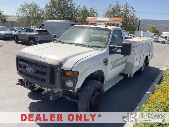 (Jurupa Valley, CA) 2008 Ford F-550 Service Truck Runs & Move) (Missing Front Bumper, Damage To Driv