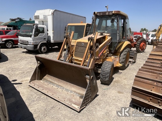 (Jurupa Valley, CA) 2005 NEW HOLLAND LV80 Tractor Loader Runs & Moves) (Difficult To Start) (Title O