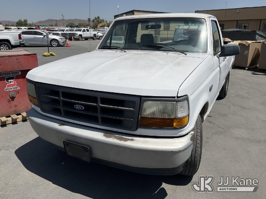 (Jurupa Valley, CA) 1995 Ford F-150 Pickup Truck Runs & Moves) (Odometer Not Working, Lift Gate Non-