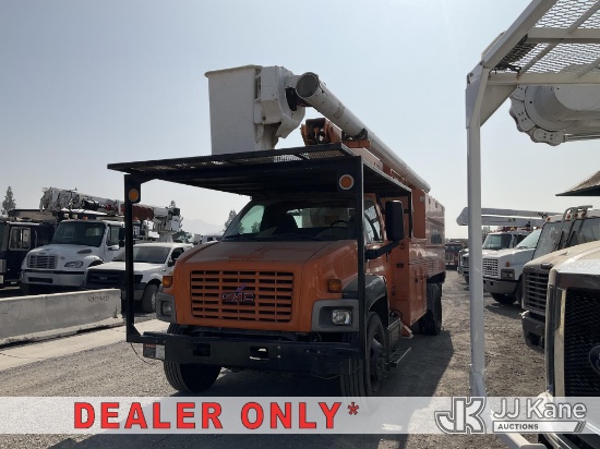 (Jurupa Valley, CA) Altec LRV60/E70, Articulating Non-Over Center Bucket Truck mounted behind cab on