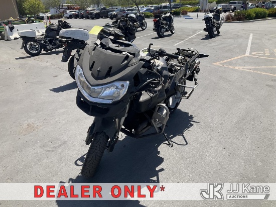 (Jurupa Valley, CA) 2013 BMW R1200RT Motorcycle Not Running, Condition Unknown, Missing Key, Strippe