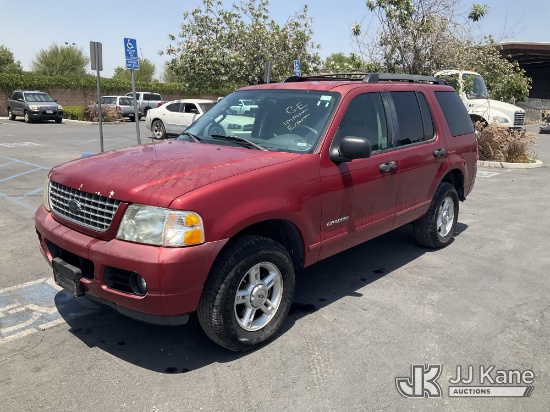 (Jurupa Valley, CA) 2005 Ford Explorer XLT Sport Utility Vehicle Runs & Moves) (Has Body Damage, Has