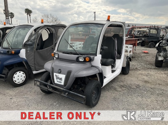 (Jurupa Valley, CA) 2013 GEM E4 S Golf Cart Not Running, Condition Unknown) (Missing Key, Missing Ba