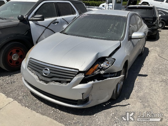 (Jurupa Valley, CA) 2008 Nissan Altima 4-Door Sedan Not Running, Conditions Unknown) (Axle Damage, F