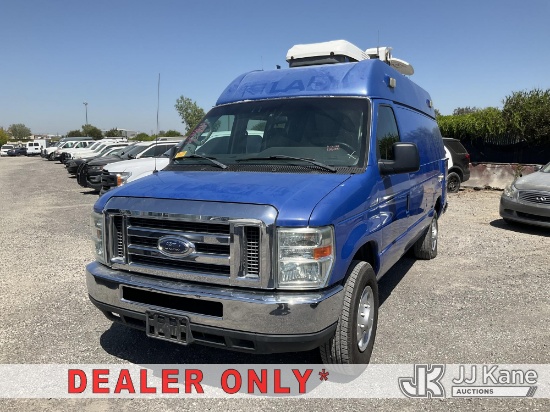 (Jurupa Valley, CA) 2009 Ford E-350 Extended Cargo Van Runs & Moves) (White Smoke Out Of Exhaust