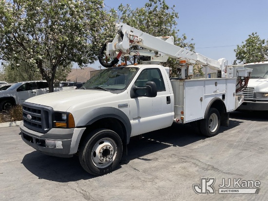 (Jurupa Valley, CA) Altec AT35G, Articulating & Telescopic Bucket Truck mounted behind cab on 2007 F