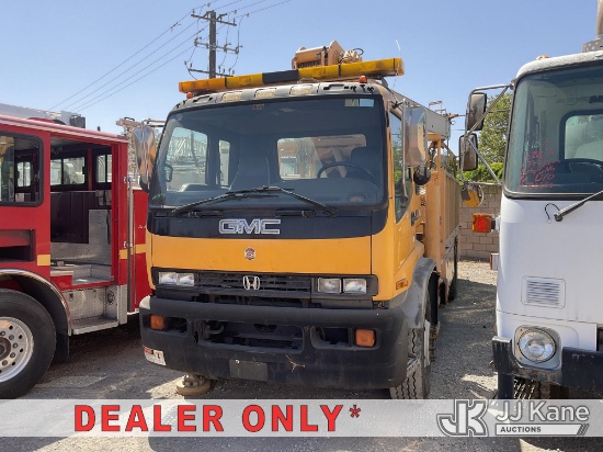 (Jurupa Valley, CA) Pitman Hydralift HL848, , 2000 GMC T6500 Service Truck Not Running, Condition Un