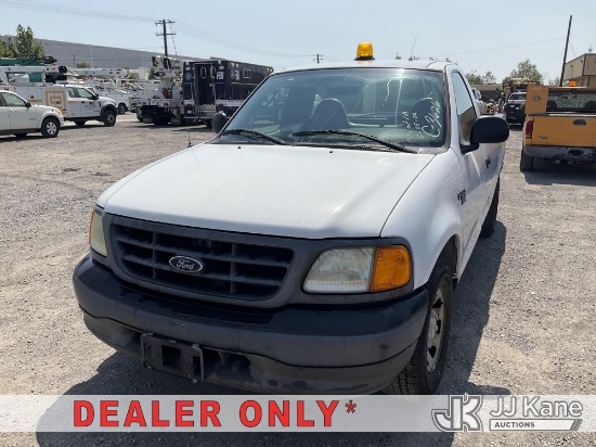 (Jurupa Valley, CA) 2004 Ford F-150 Pickup Truck Runs & Moves) (CNG Tank Expires 2019