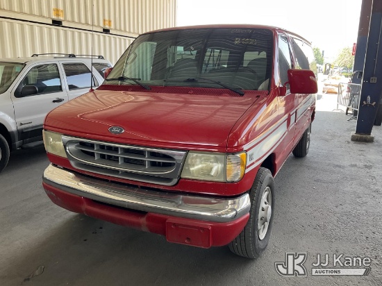 (Jurupa Valley, CA) 2001 Ford E350 Window Van Runs & Moves