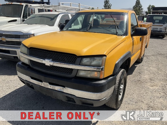 (Jurupa Valley, CA) 2003 Chevrolet Silverado 2500HD Service Truck Runs & Moves) (Airbag Light On, Ne