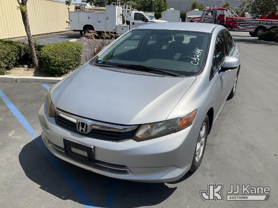 (Jurupa Valley, CA) 2012 Honda Civic 4-Door Sedan Runs & Moves) (CNG Tank Expires 02-2027