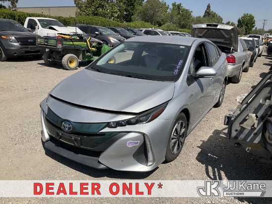 (Jurupa Valley, CA) 2019 Toyota Prius Prime Hybrid 4-Door Hybrid Sedan Wrecked) (Runs) (Does Not Mov