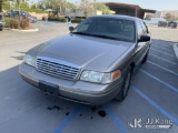 (Jurupa Valley, CA) 2004 Ford Crown Victoria Police Interceptor 4-Door Sedan Runs & Moves) (Windshie