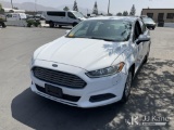 (Jurupa Valley, CA) 2014 Ford Fusion 4-Door Sedan Runs & Moves) (Minor Body Damage