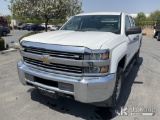(Jurupa Valley, CA) 2015 Chevrolet Silverado 2500HD 4x4 Extended-Cab Pickup Truck Runs & Moves