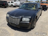 (Jurupa Valley, CA) 2006 Chrysler 300 4-Door Sedan Runs & Moves) (AC Not Working