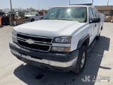 (Jurupa Valley, CA) 2006 Chevrolet Silverado 2500HD Extended-Cab Service Truck Runs & Moves