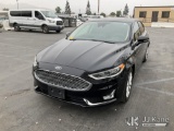 (Jurupa Valley, CA) 2019 Ford Fusion Energi 4-Door Hybrid Sedan Runs & Moves) (Takes Charge, Charger