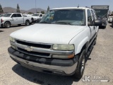 (Jurupa Valley, CA) 2005 Chevrolet Suburban 4-Door Sport Utility Vehicle Runs & Moves