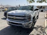 (Jurupa Valley, CA) 2015 Chevrolet Silverado 2500 4x4 Crew-Cab Pickup Truck Runs & Moves
