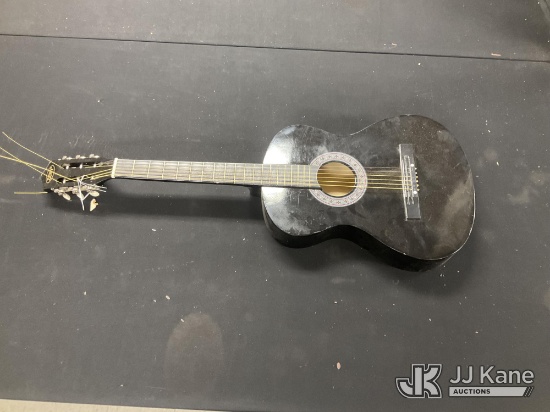 (Jurupa Valley, CA) Acoustic Guitar (Used) NOTE: This unit is being sold AS IS/WHERE IS via Timed Au