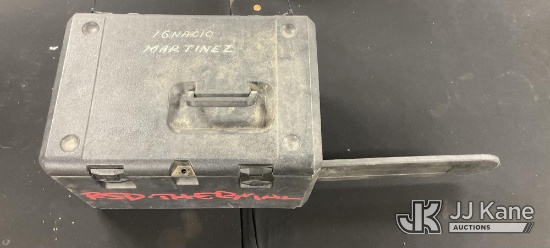 (Jurupa Valley, CA) Chainsaw (Used) NOTE: This unit is being sold AS IS/WHERE IS via Timed Auction a