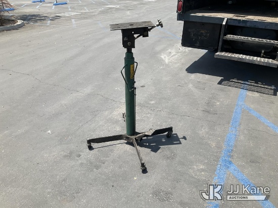 (Jurupa Valley, CA) Transmission Jack (Used) NOTE: This unit is being sold AS IS/WHERE IS via Timed 