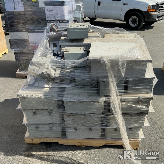 (Jurupa Valley, CA) (1 Pallet) Control Panels (Used ) NOTE: This unit is being sold AS IS/WHERE IS v