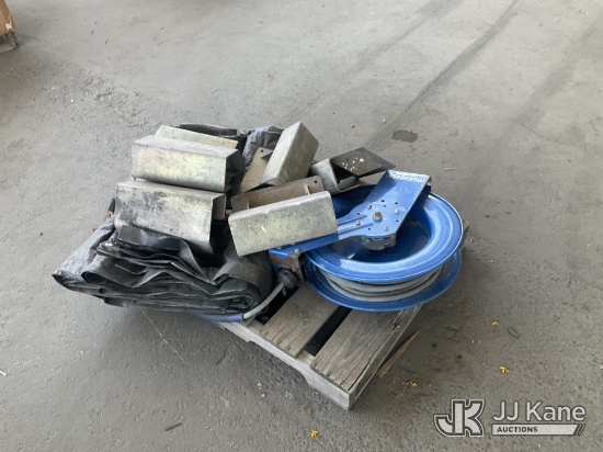 (Jurupa Valley, CA) Air hose Used