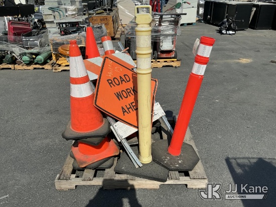 (Jurupa Valley, CA) (1 Pallet) Traffic Cones & Signs (Used ) NOTE: This unit is being sold AS IS/WHE