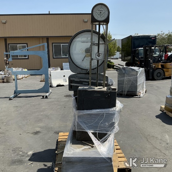 (Jurupa Valley, CA) Universal Tearing Machine (Used ) NOTE: This unit is being sold AS IS/WHERE IS v