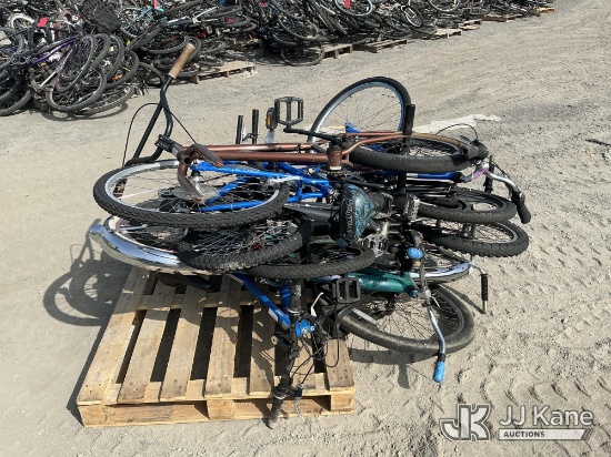 (Jurupa Valley, CA) (1 Pallet) Bicycles (Used ) NOTE: This unit is being sold AS IS/WHERE IS via Tim