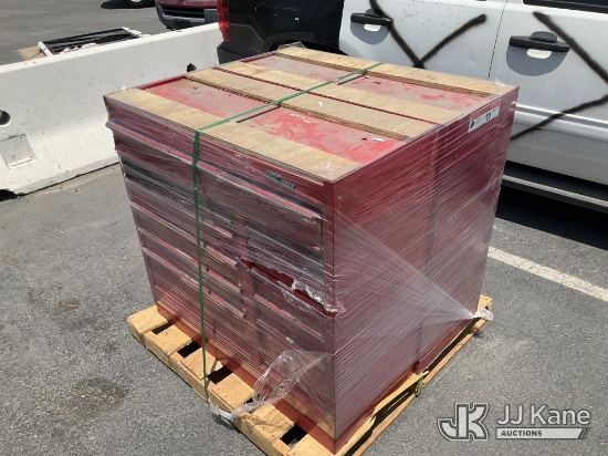 (Jurupa Valley, CA) (1 Pallet) Tool Box (Used) NOTE: This unit is being sold AS IS/WHERE IS via Time