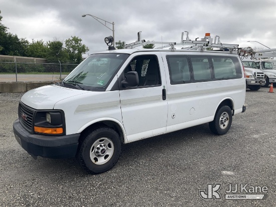 (Plymouth Meeting, PA) 2013 GMC Savana G3500 Cargo Window Van Runs & Moves, Body & Rust Damage