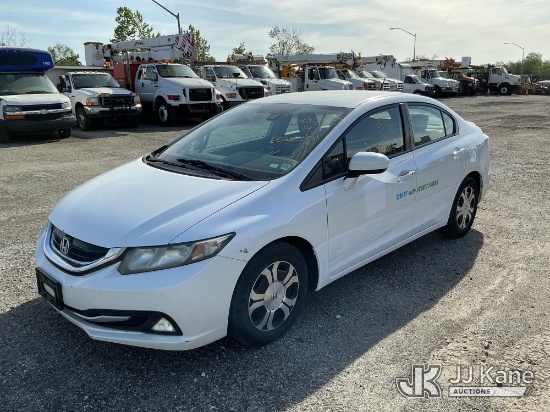 (Plymouth Meeting, PA) 2014 Honda Civic Hybrid 4-Door Sedan Runs & Moves, Body Damage,