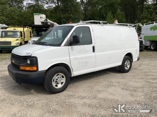 (Shrewsbury, MA) 2013 Chevrolet Express G2500 Cargo Van Runs & Moves) (Rust Damage